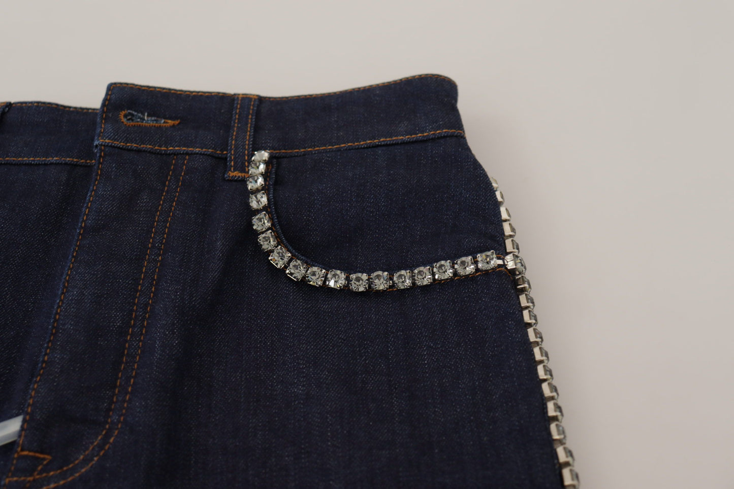 Pantalones cortos cortos de mezclilla azul elásticos con cristales