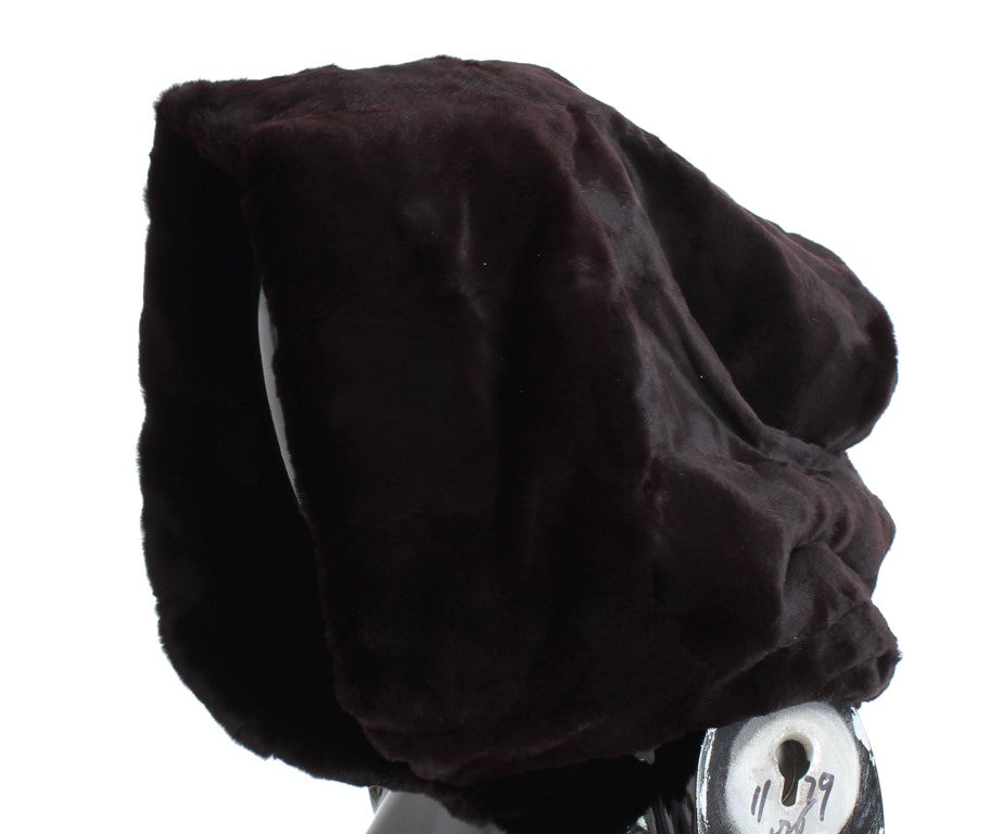 Bufanda y gorro de ganchillo con capucha de piel de comadreja morada
