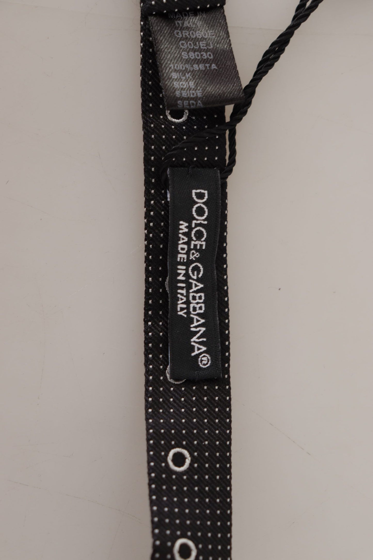 Cravate papillon 100 % soie à pois noirs et blancs