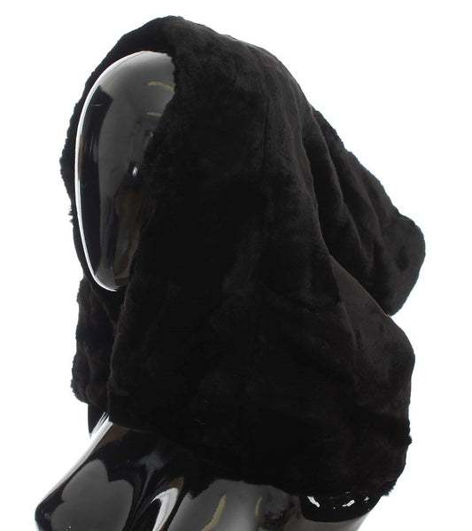 Bufanda y gorro de ganchillo con capucha de piel de comadreja negra