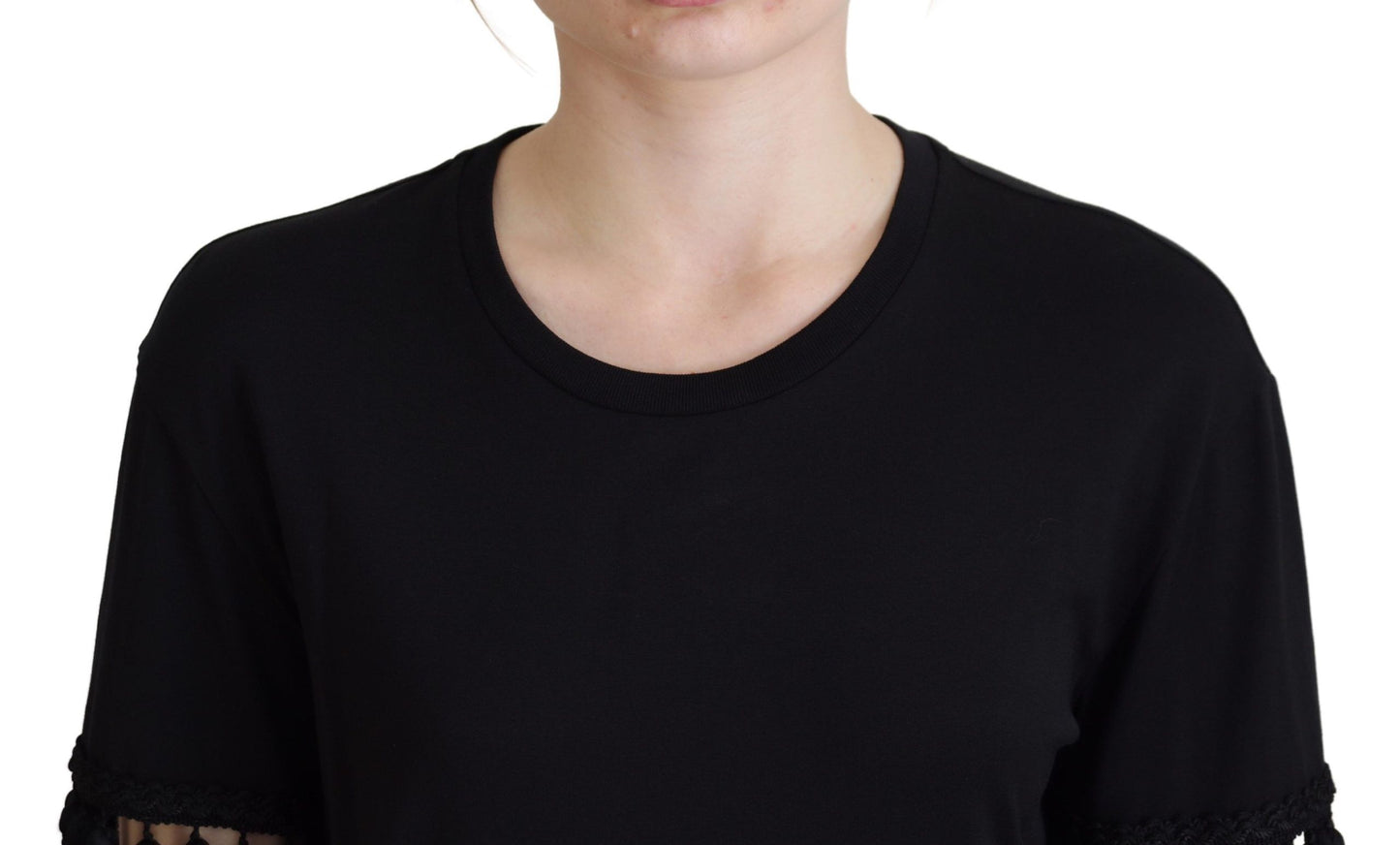 Blusa negra tipo camiseta de algodón con borlas