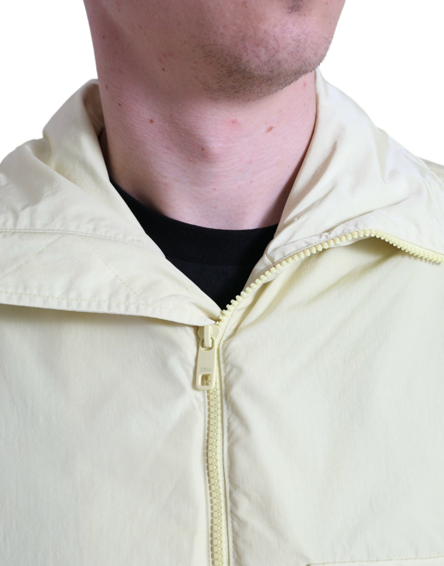 Parka zippée à col en nylon jaune