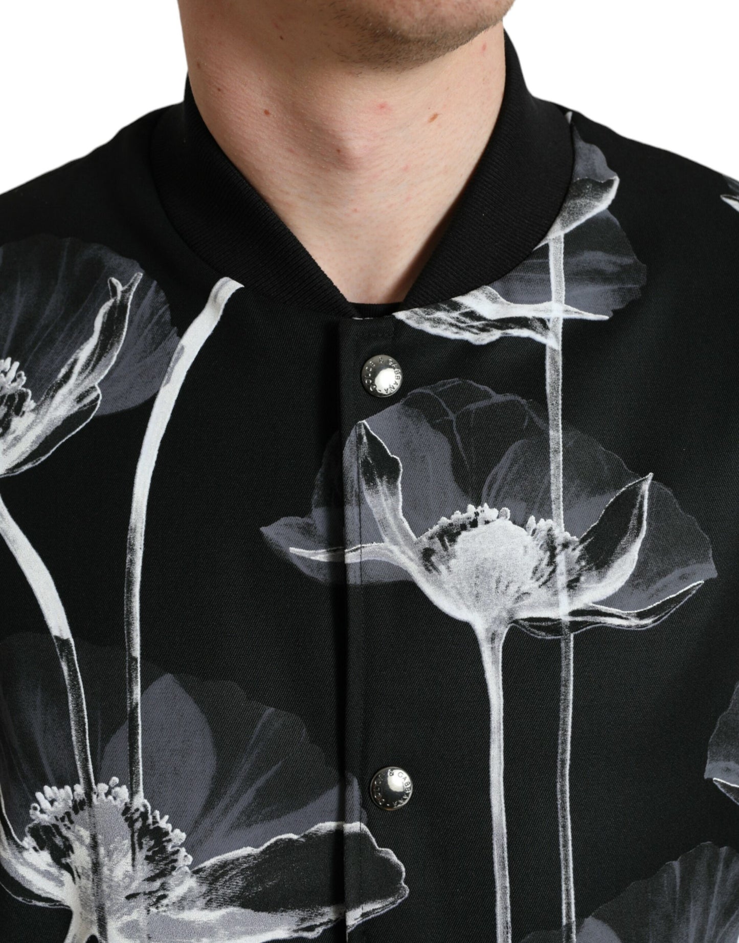 Blouson aviateur boutonné en laine à imprimé floral noir