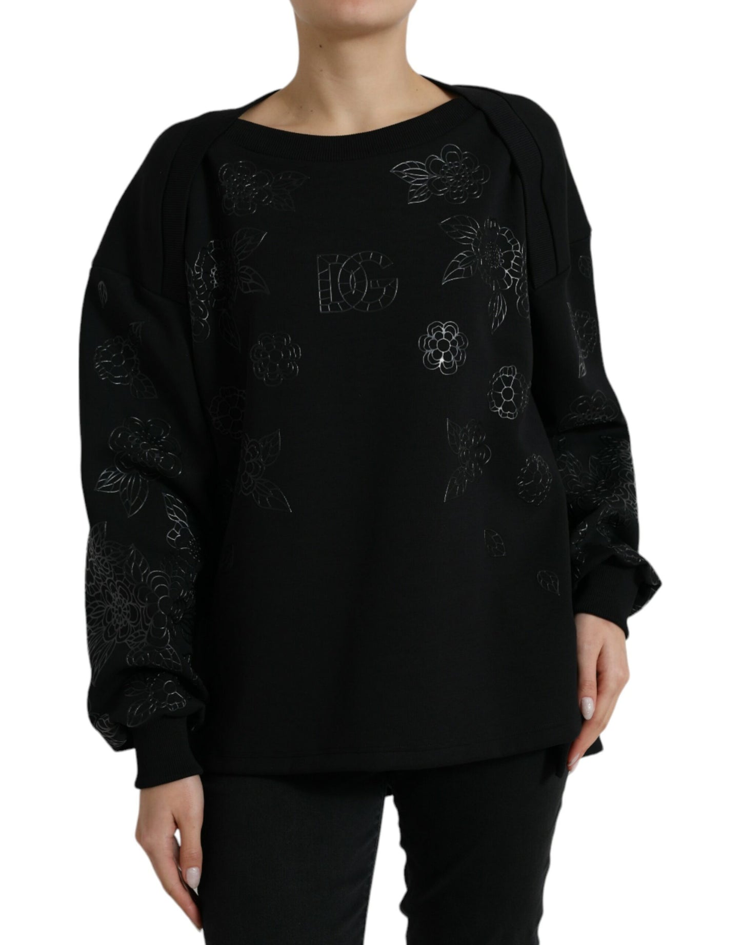 Pull noir avec logo floral appliqué