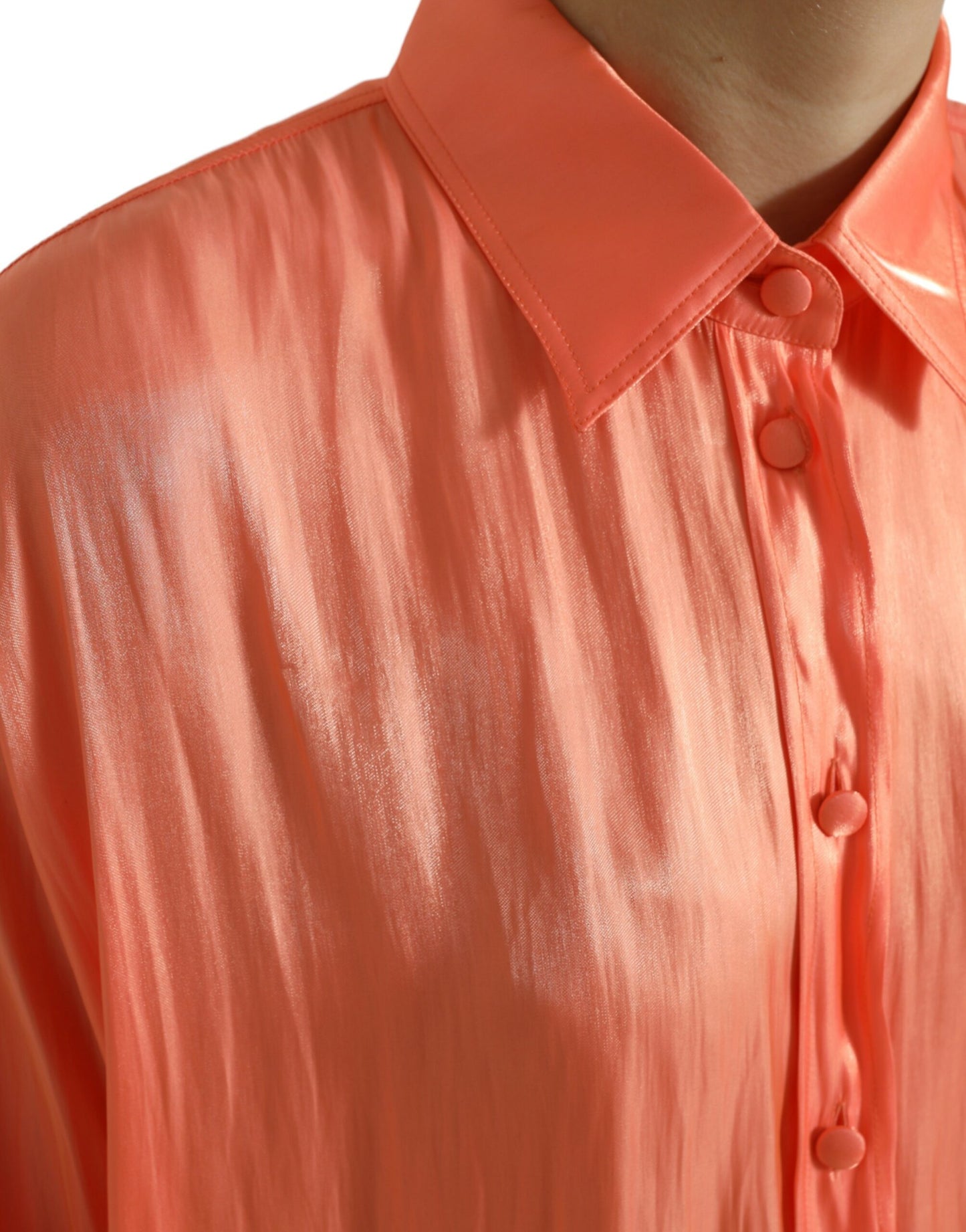 Blusa de manga larga con botones color melocotón