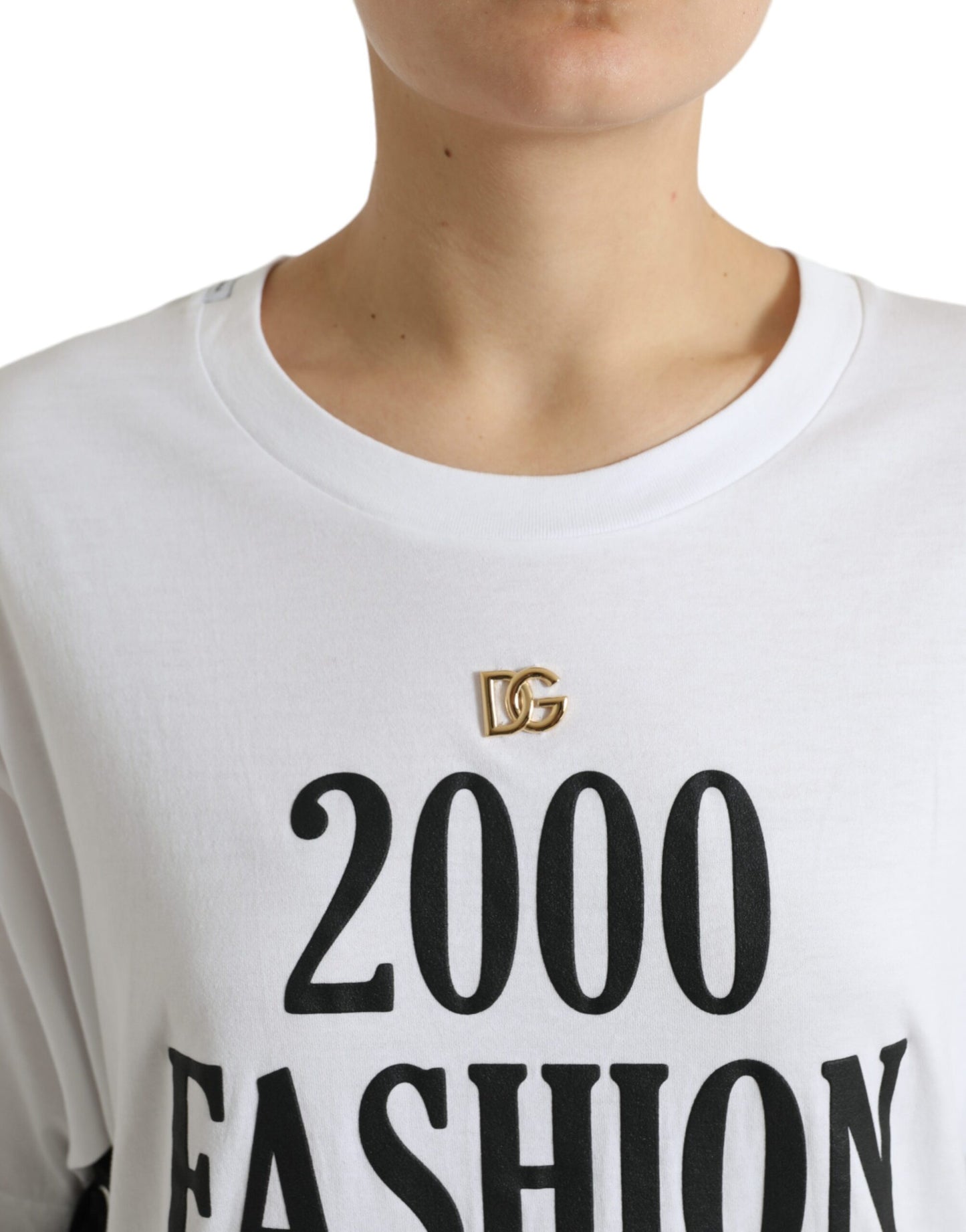 Camiseta blanca con estampado de eslogan y detalle de cordones