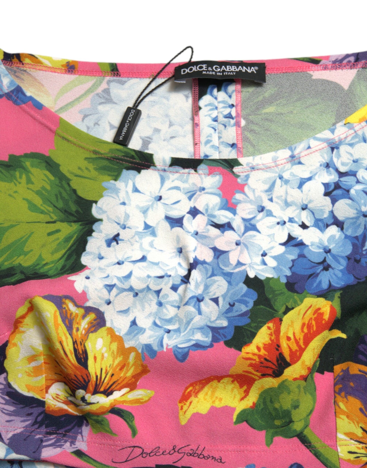 Top corto de manga larga con estampado floral multicolor