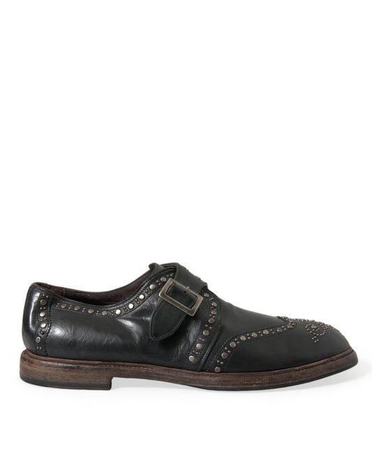Zapatos de vestir con tachuelas y correa de monje de cuero negro