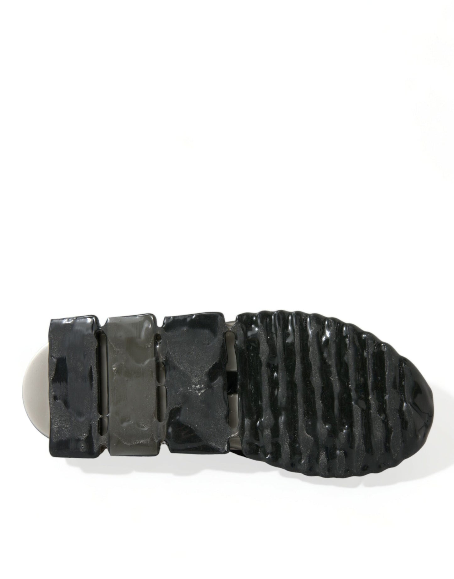 Baskets noires et blanches à enfiler Sorrento Shoes