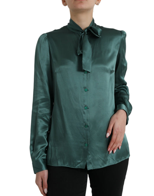 Blusa de seda verde oscuro con cuello Ascot