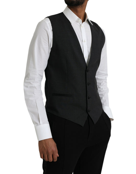 Gilet en coton noir, robe formelle