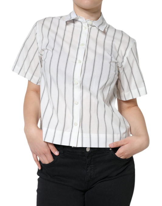 Polo de manga corta con cuello y rayas blancas