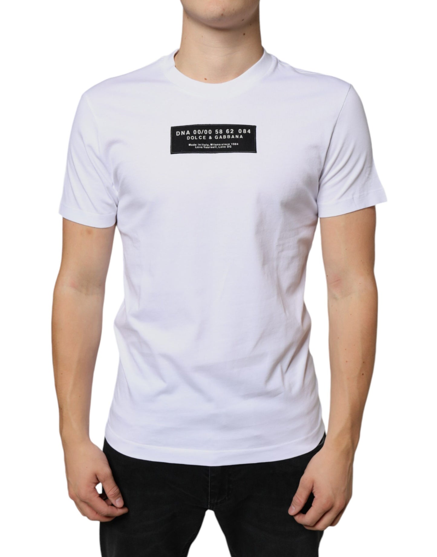 T-shirt décontracté en coton blanc avec appliqué DG