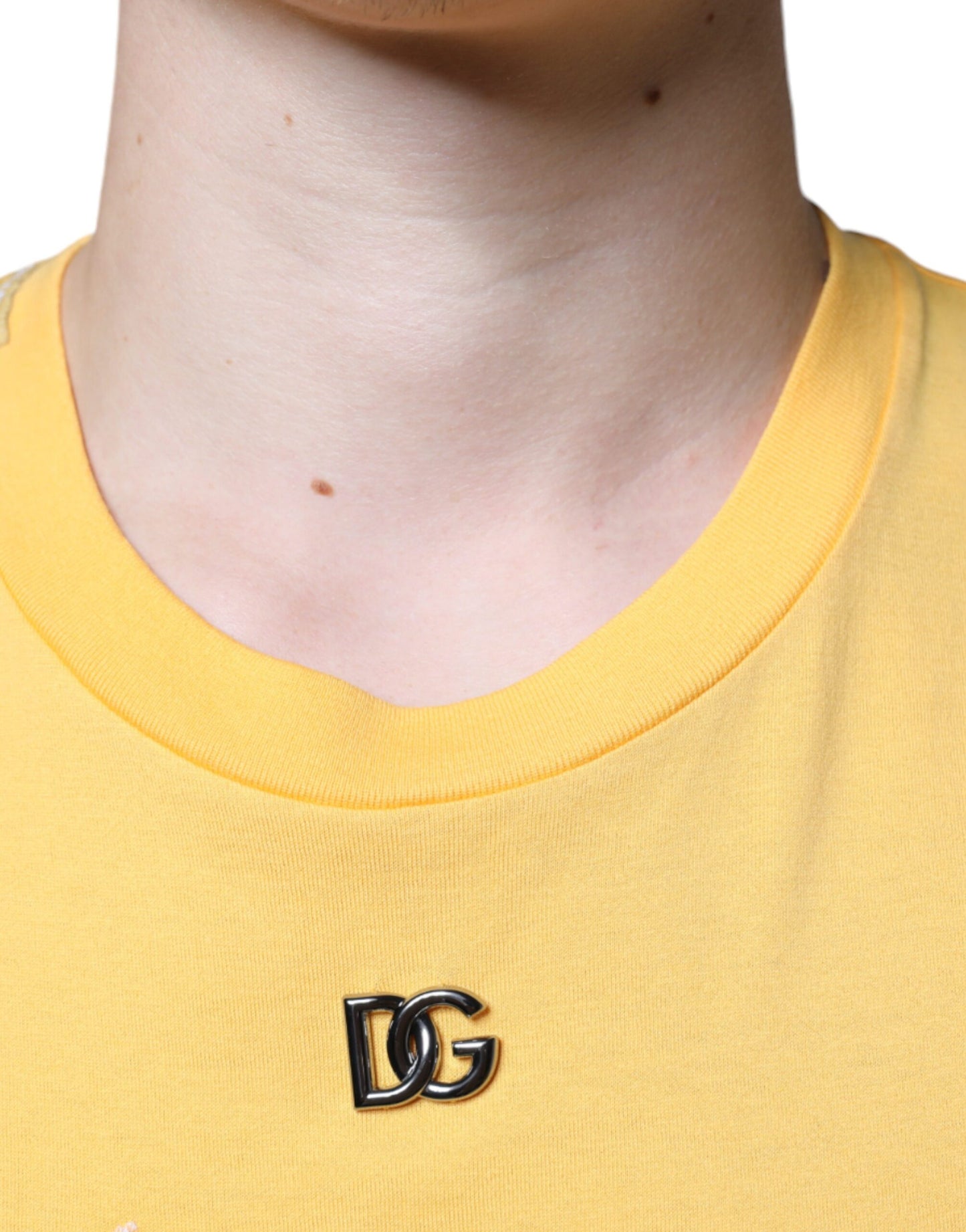 T-shirt ras du cou en coton à fleurs jaunes Secret Graden