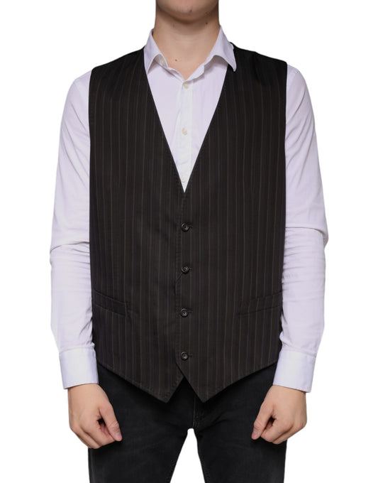 Gilet en coton noir, robe formelle