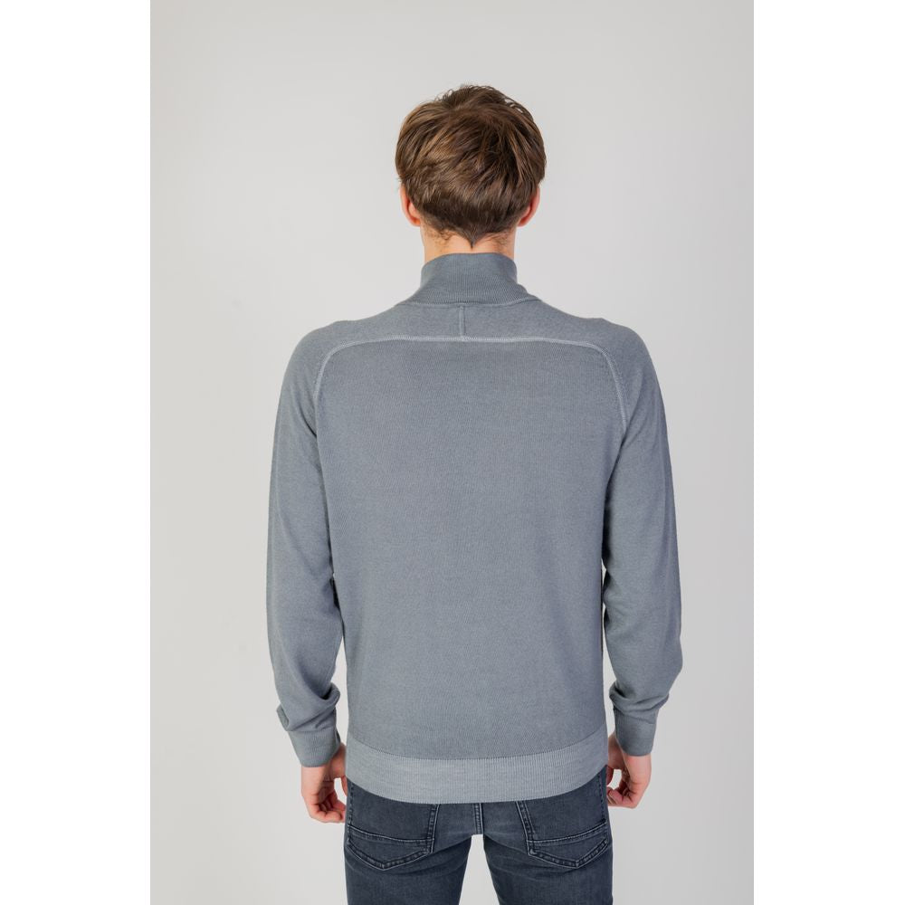 Cardigan en laine grise