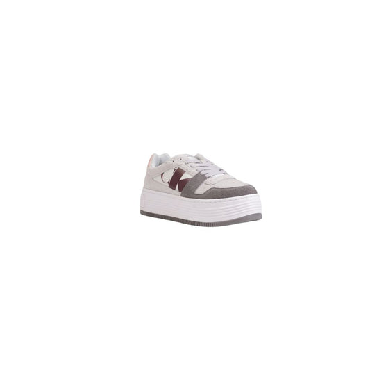 Zapatillas de piel gris