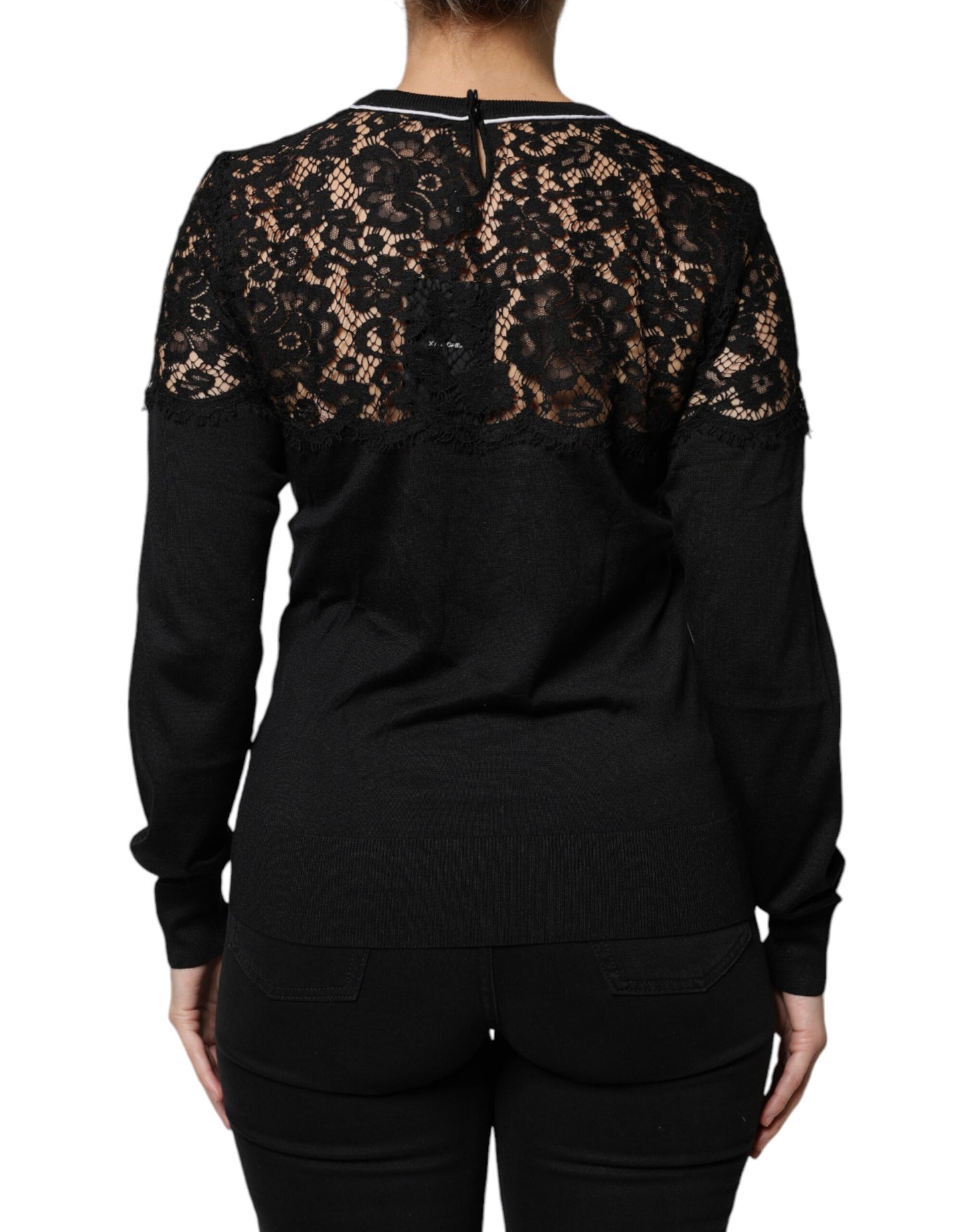Blusa de seda con encaje floral negro
