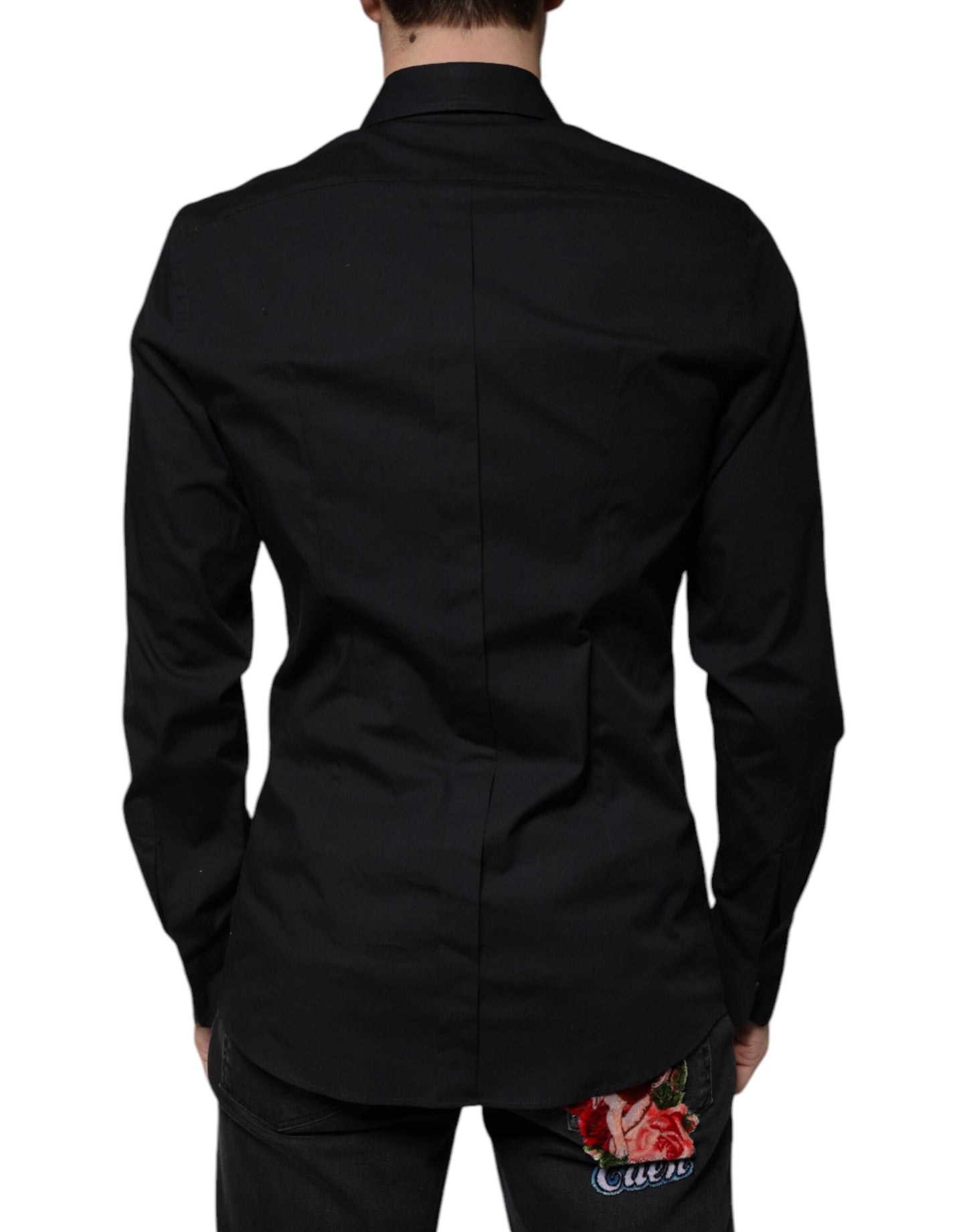 Camisa de vestir dorada de manga larga con parche en el ojo negro