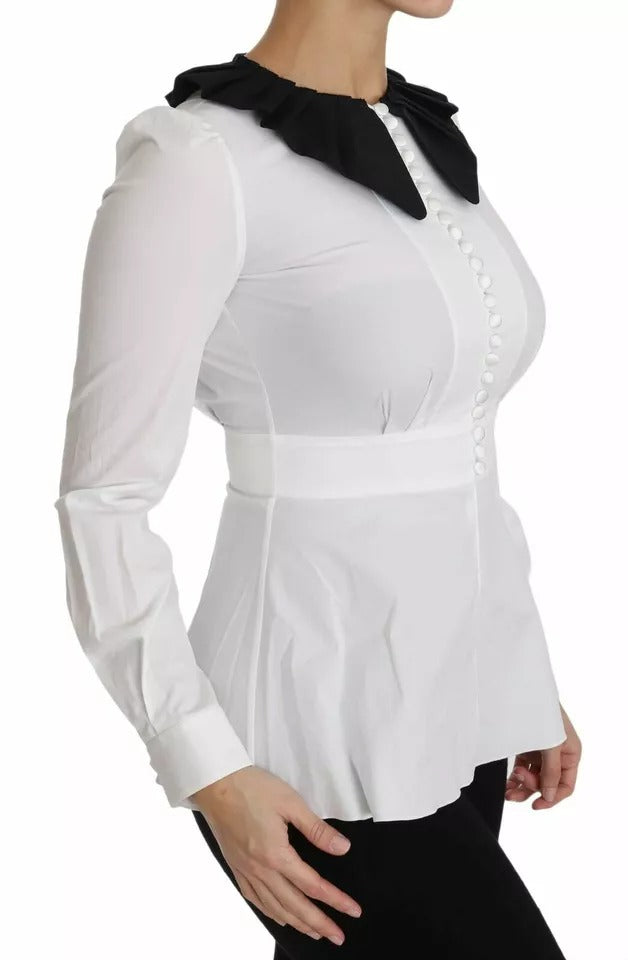 Camisa blusa con botones decorativos en blanco y negro