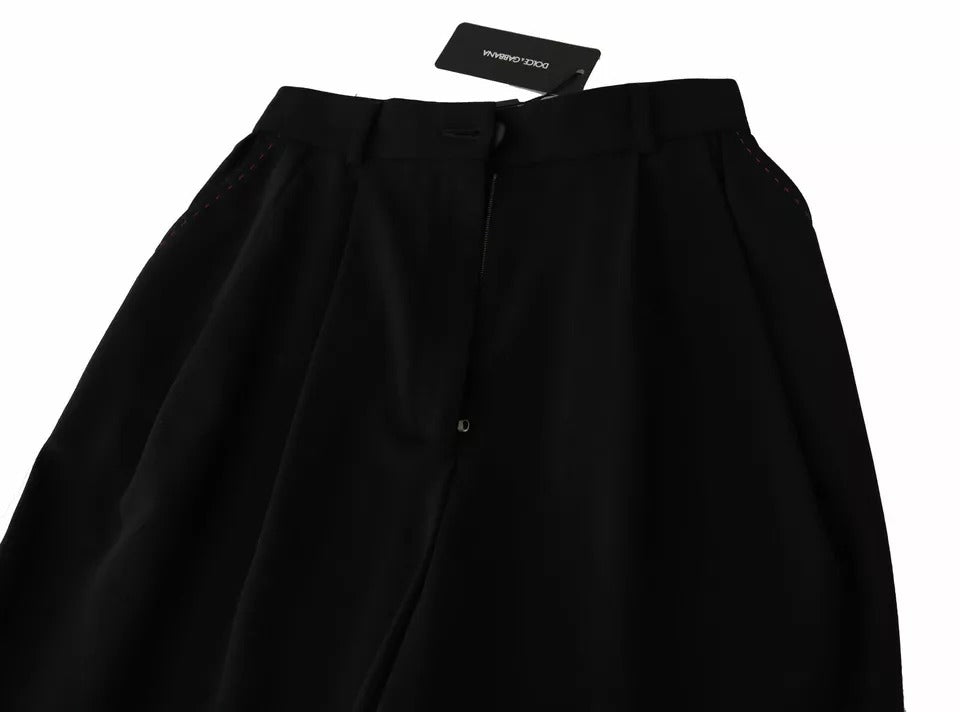 Pantalon court taille haute en laine noire à plis sur le devant