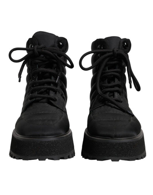 Botas negras acolchadas con cordones a media pantorrilla