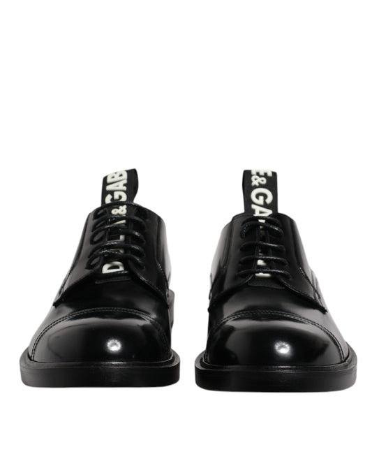 Zapatos de vestir formales Derby de charol negro con cordones