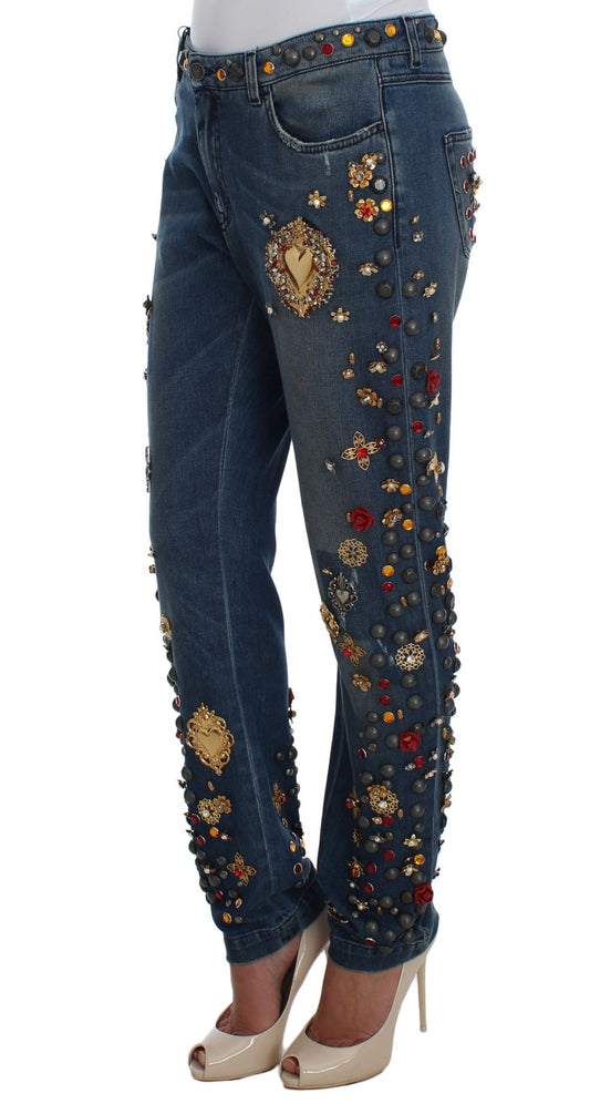 Vaqueros con adornos de corazones y rosas de cristal
