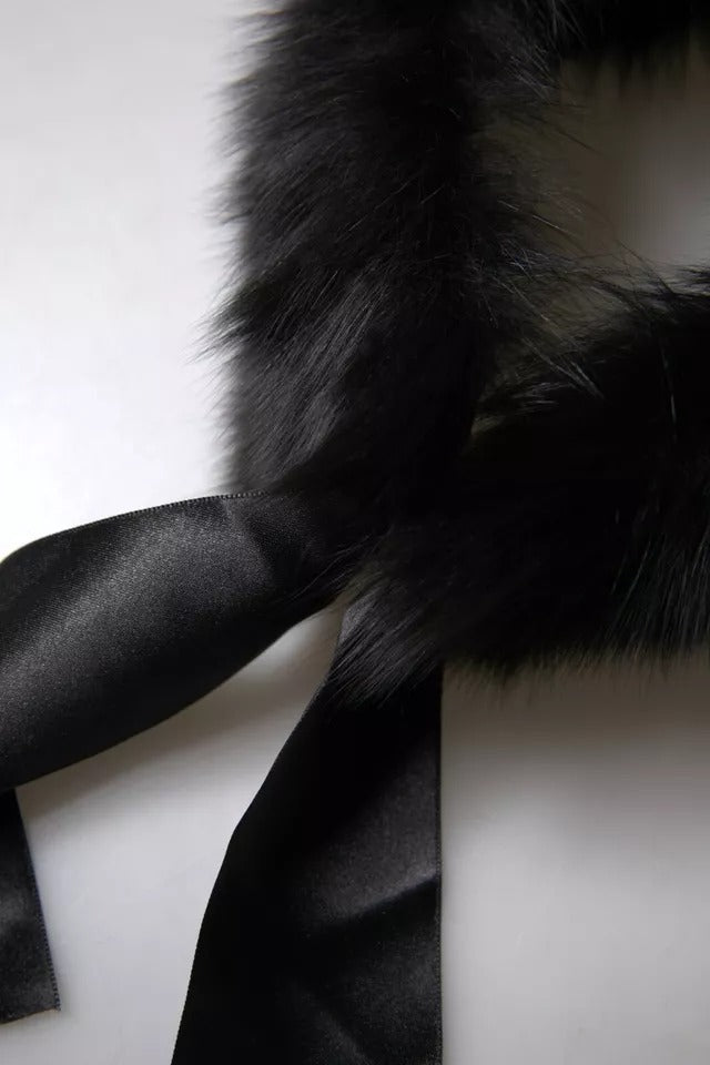 Écharpe châle en fourrure noire avec col et épaule