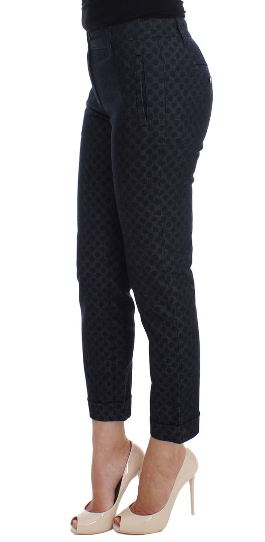 Vaqueros capri ajustados con lunares