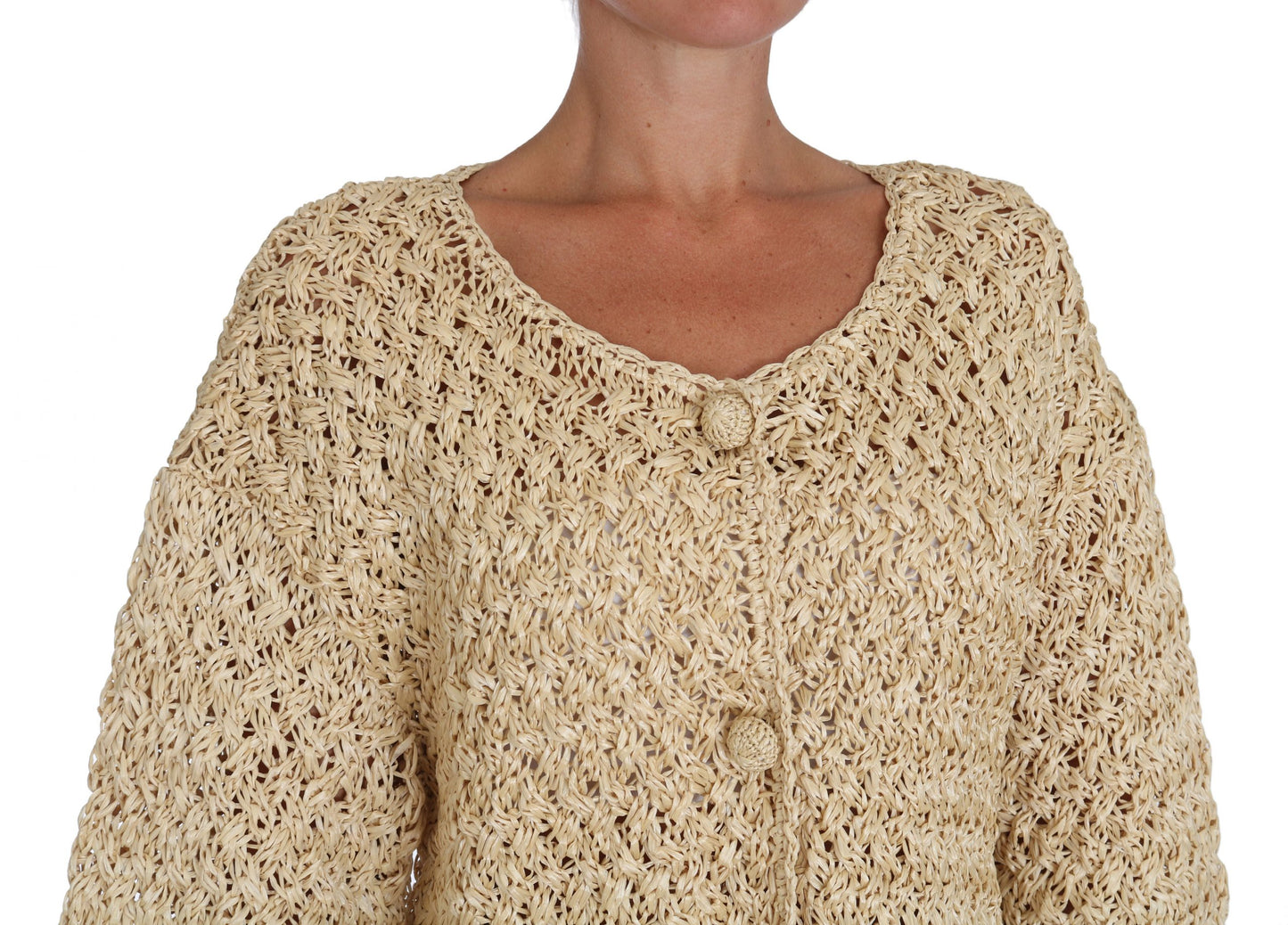 Suéter de rafia tejido a crochet en color beige