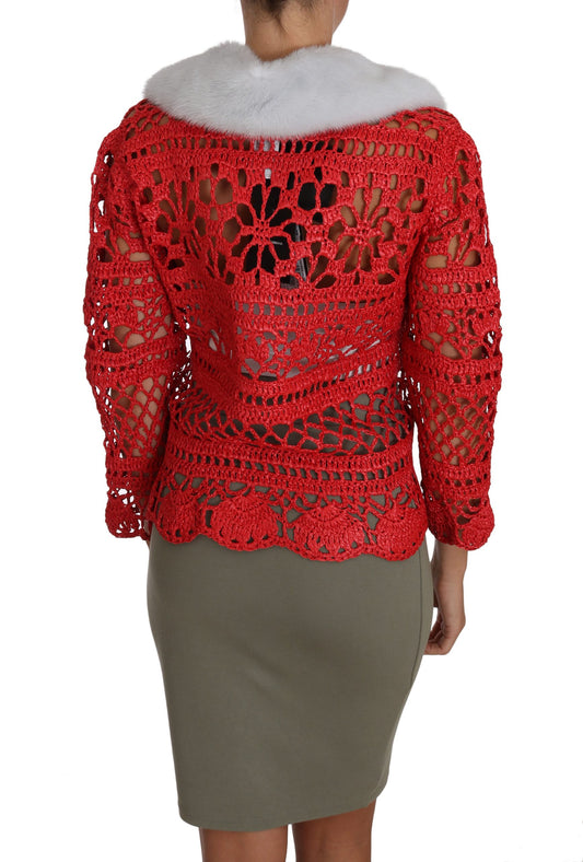 Suéter de rafia tejido a crochet con cárdigan rojo