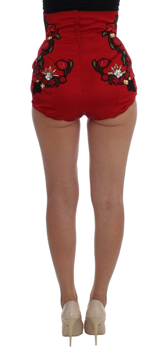 Pantalones cortos de seda roja con rosas de cristal 