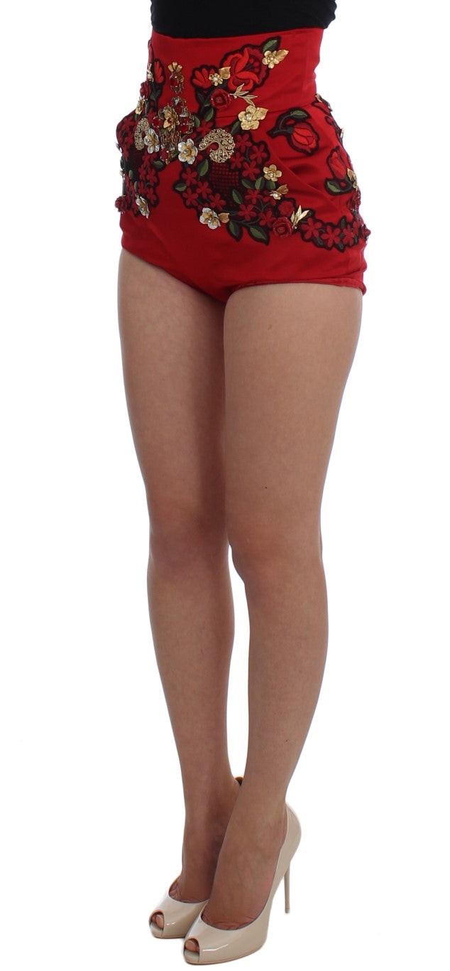Pantalones cortos de seda roja con rosas de cristal 