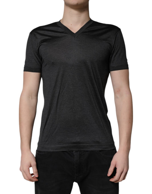 T-shirt à manches courtes et col en V en soie gris foncé