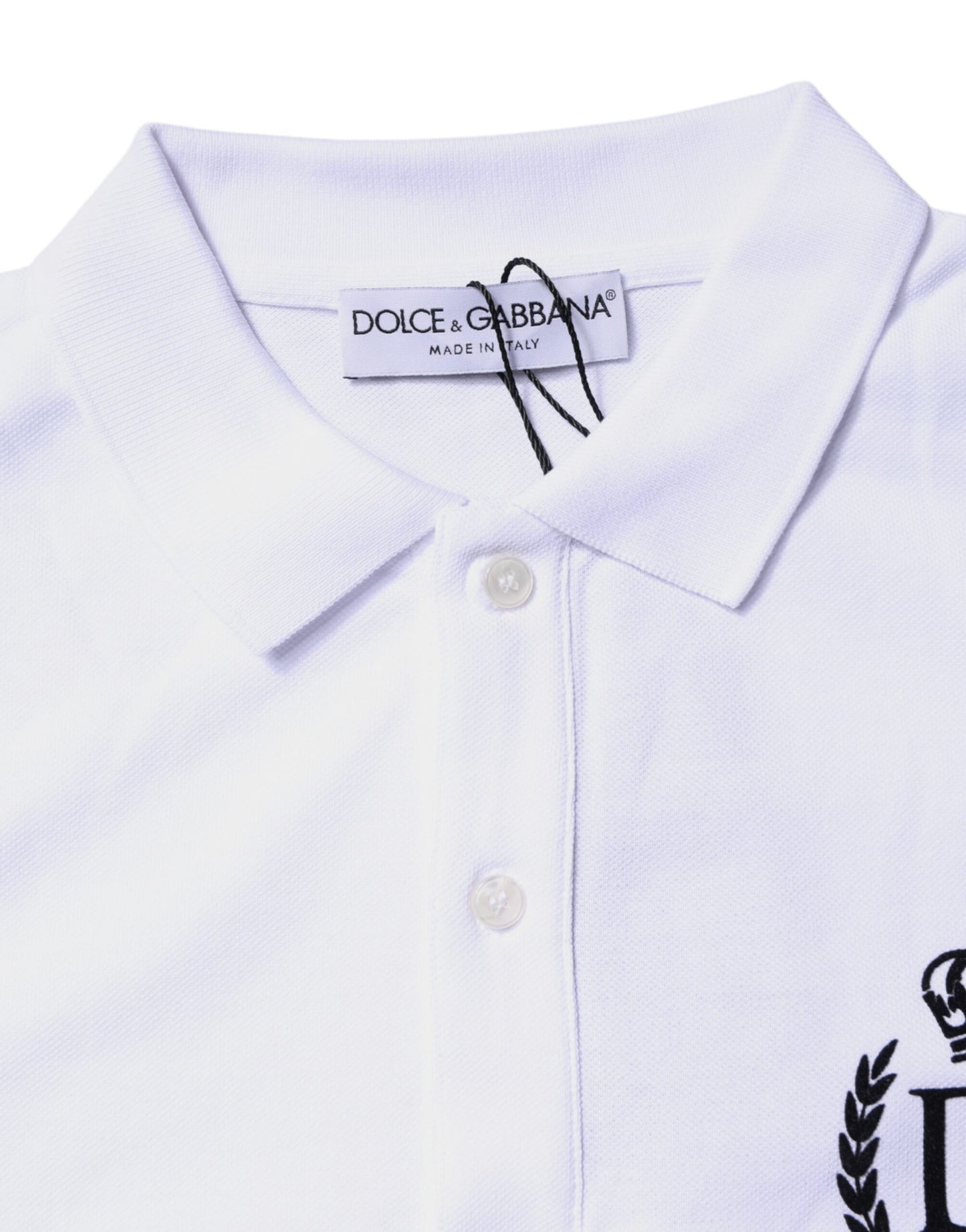 Polo de algodón blanco con cuello de corona para hombre
