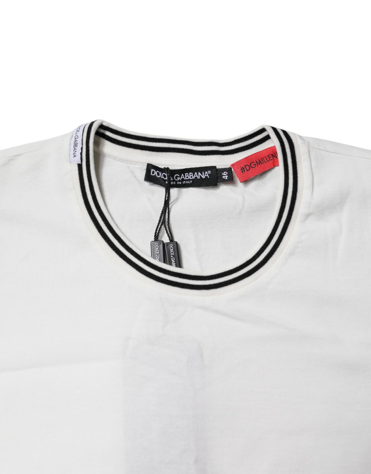Camiseta blanca de algodón con cuello redondo #DGMillennials