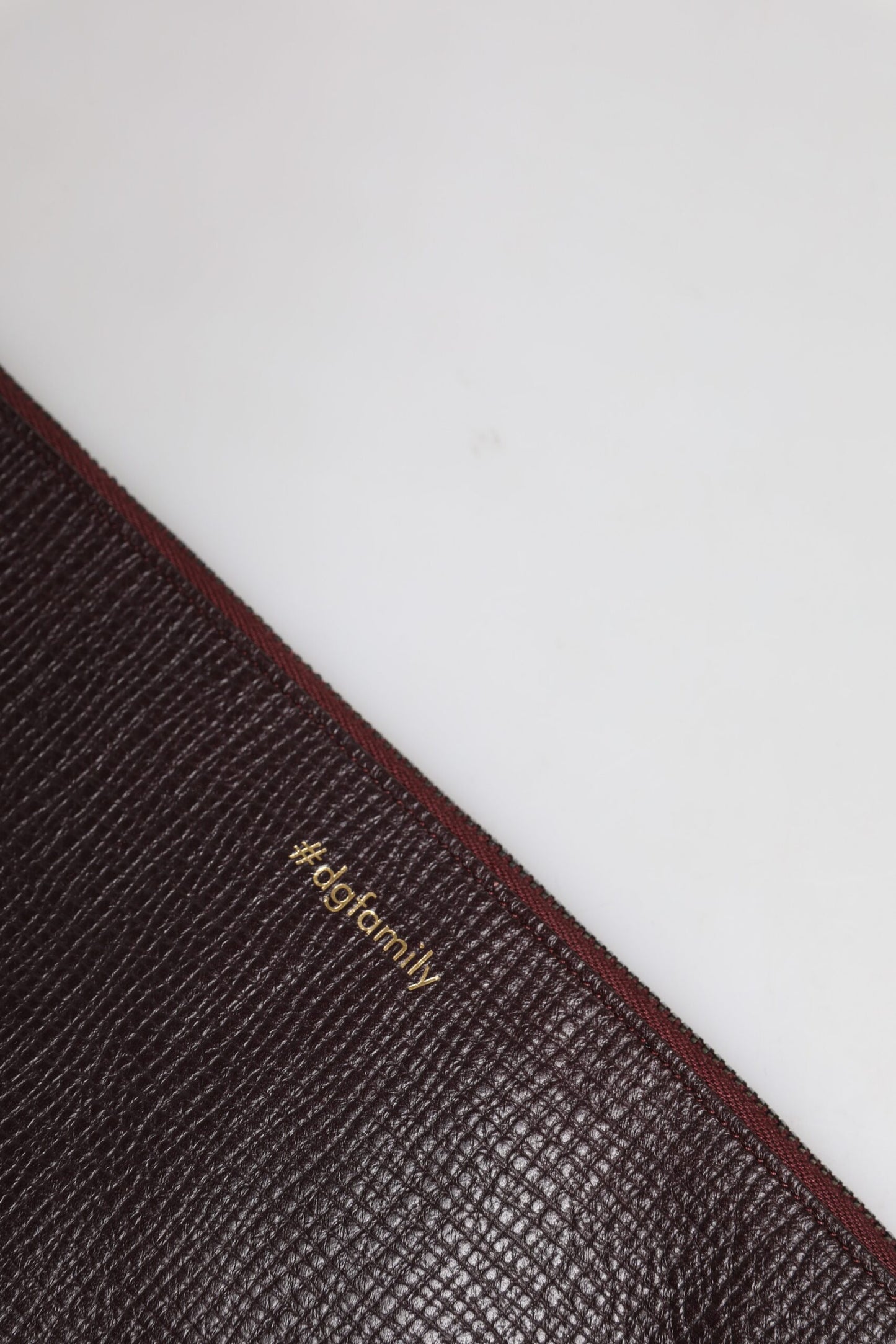 Bolso de mano para hombre de cuero marrón con adornos #DGFAMILY
