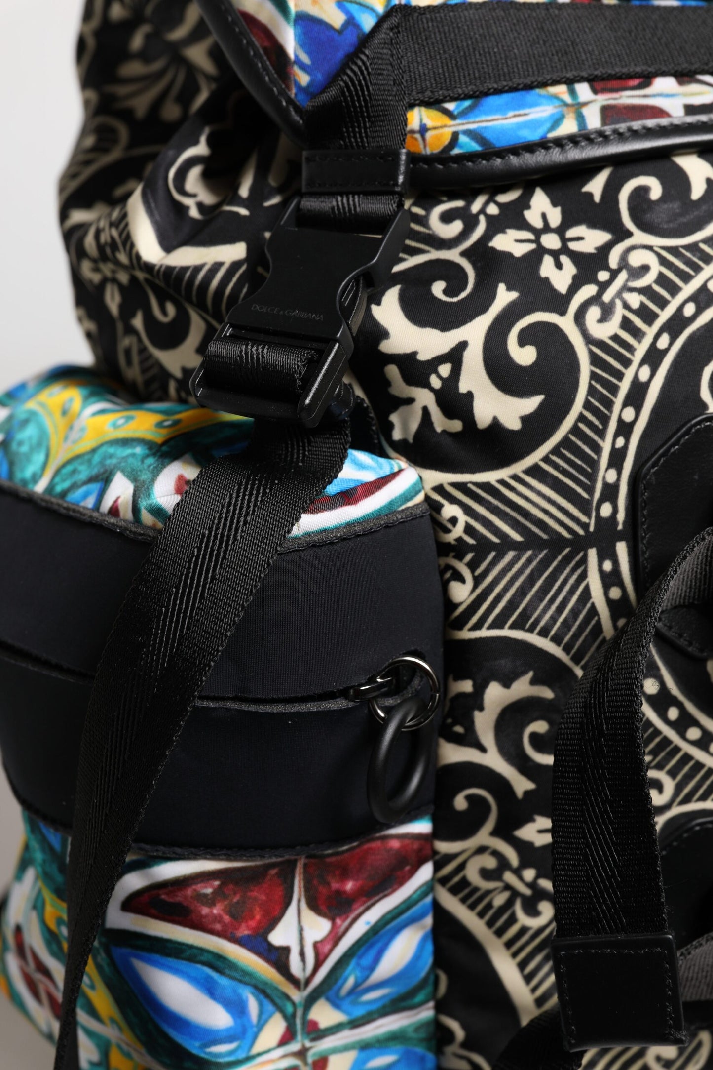 Sac à dos en nylon à imprimé majolique multicolore