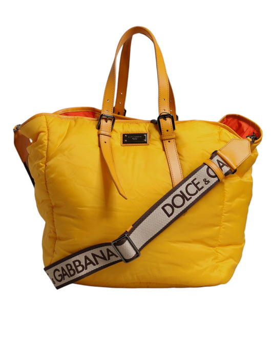 Bolso bandolera de nailon con placa del logotipo en color amarillo y naranja