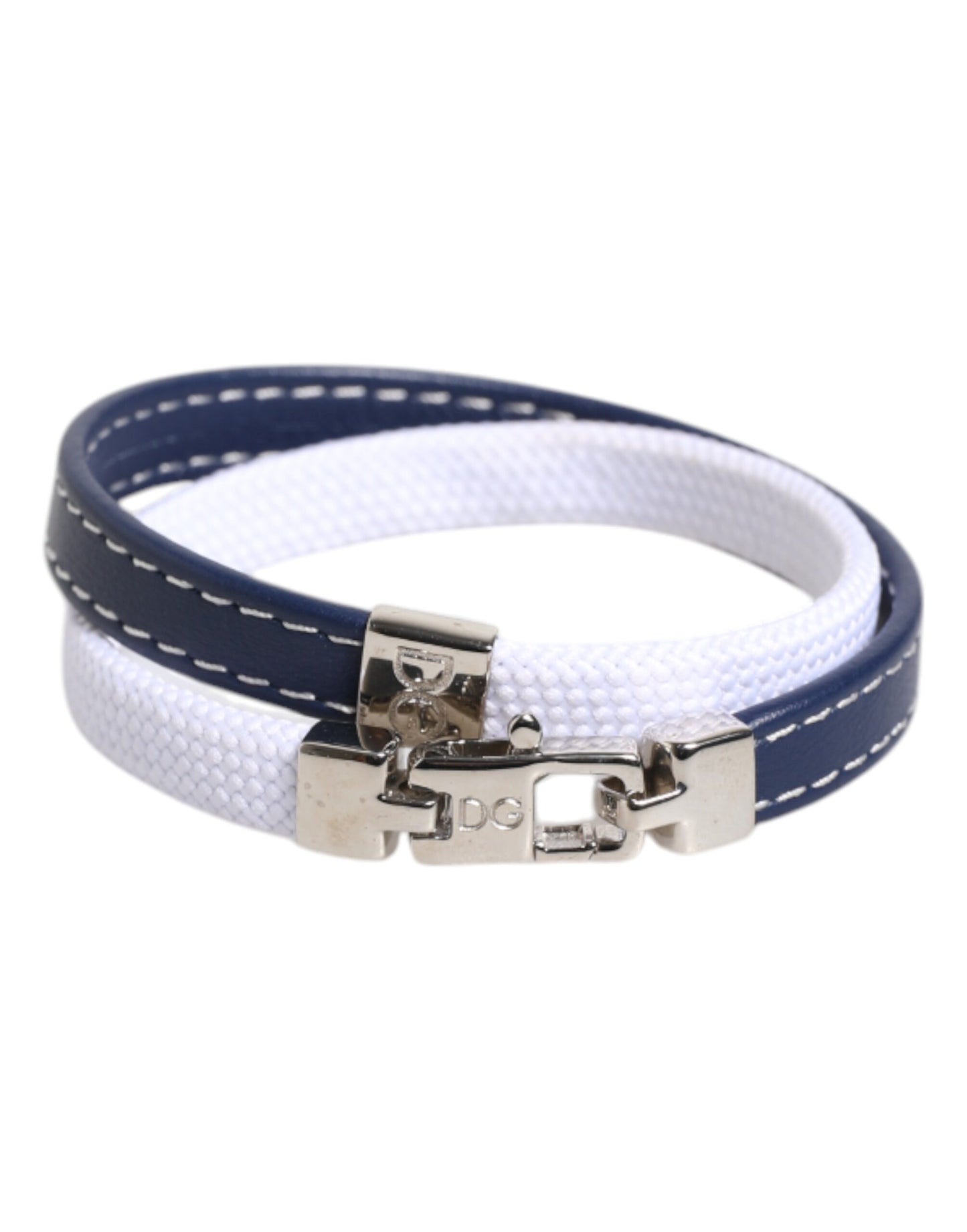 Pulsera con cierre plateado grabado DG y ribete de cuero azul y blanco