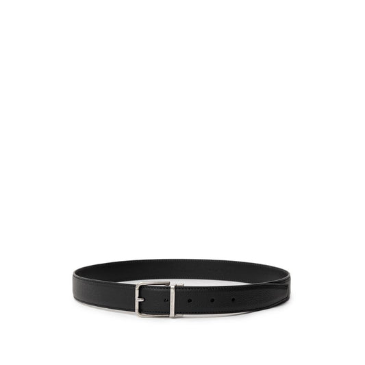 Cinturón de cuero negro