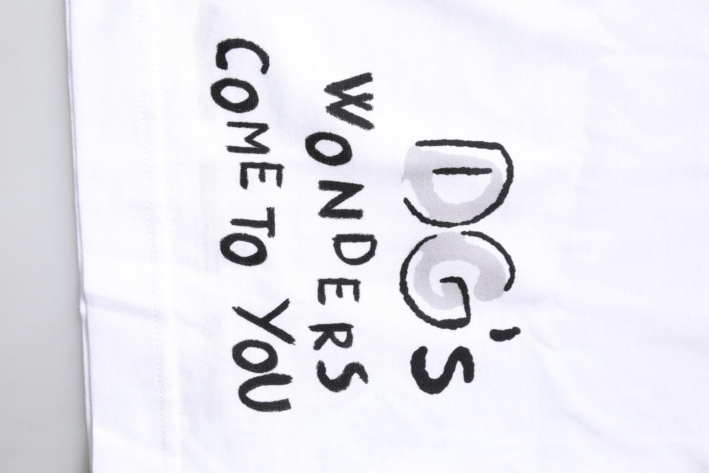Camiseta blanca de jersey estampada de manga corta
