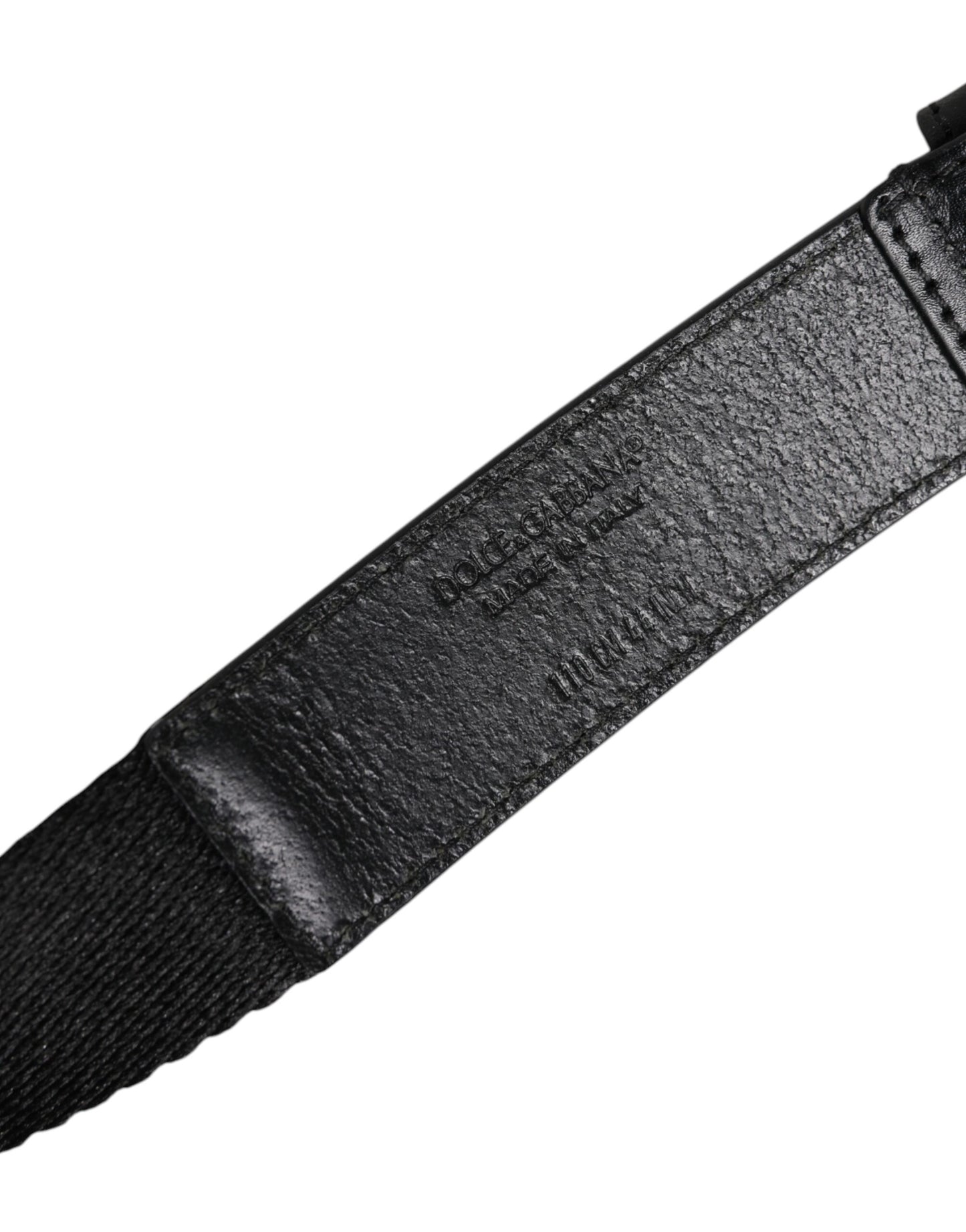Ceinture à boucle en métal avec logo imprimé noir et blanc