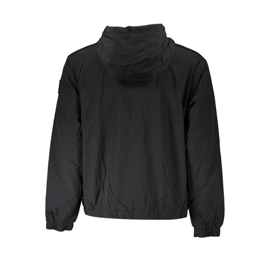 Chaqueta deportiva elegante de manga larga con capucha