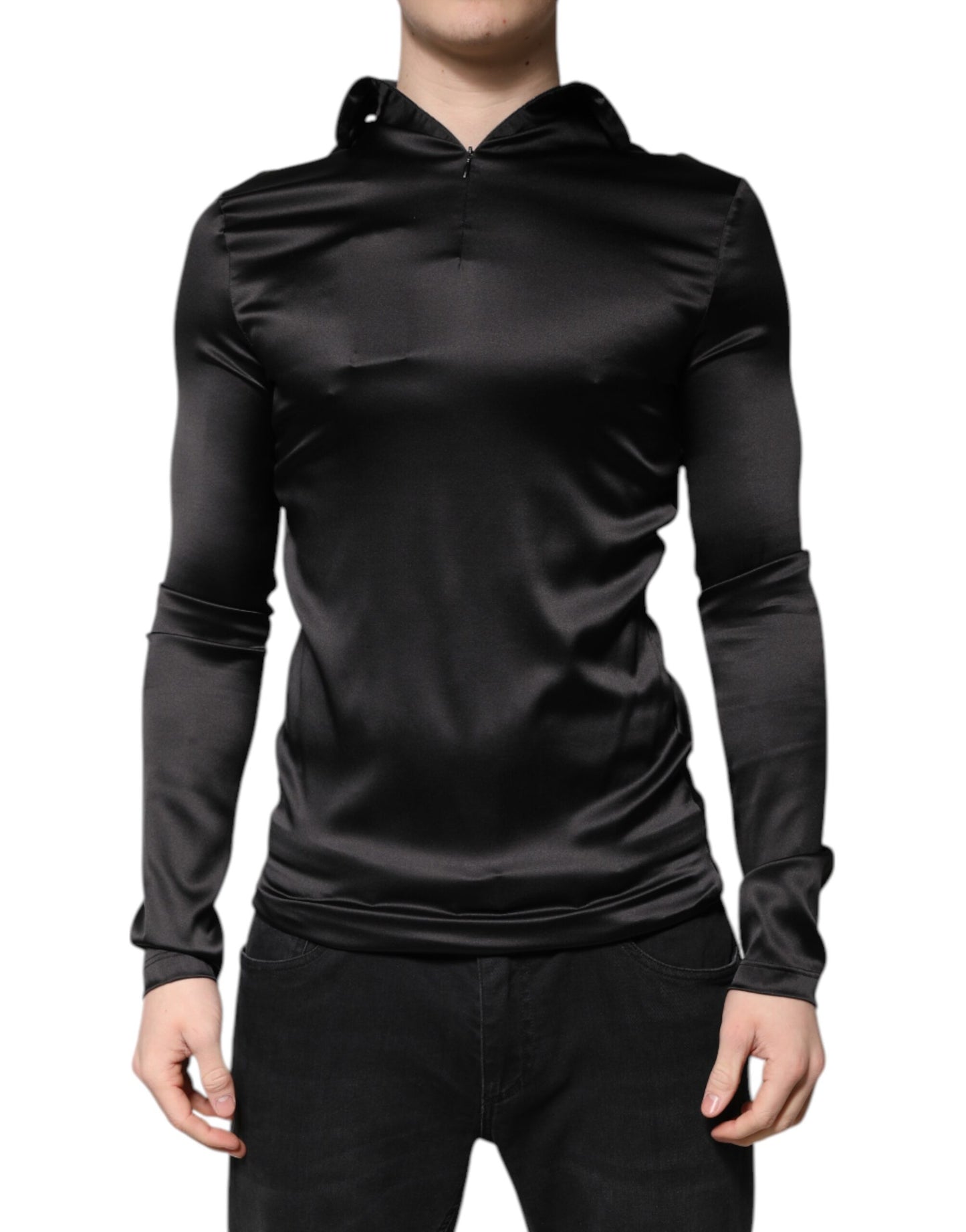 Pull col roulé en soie noire pour homme