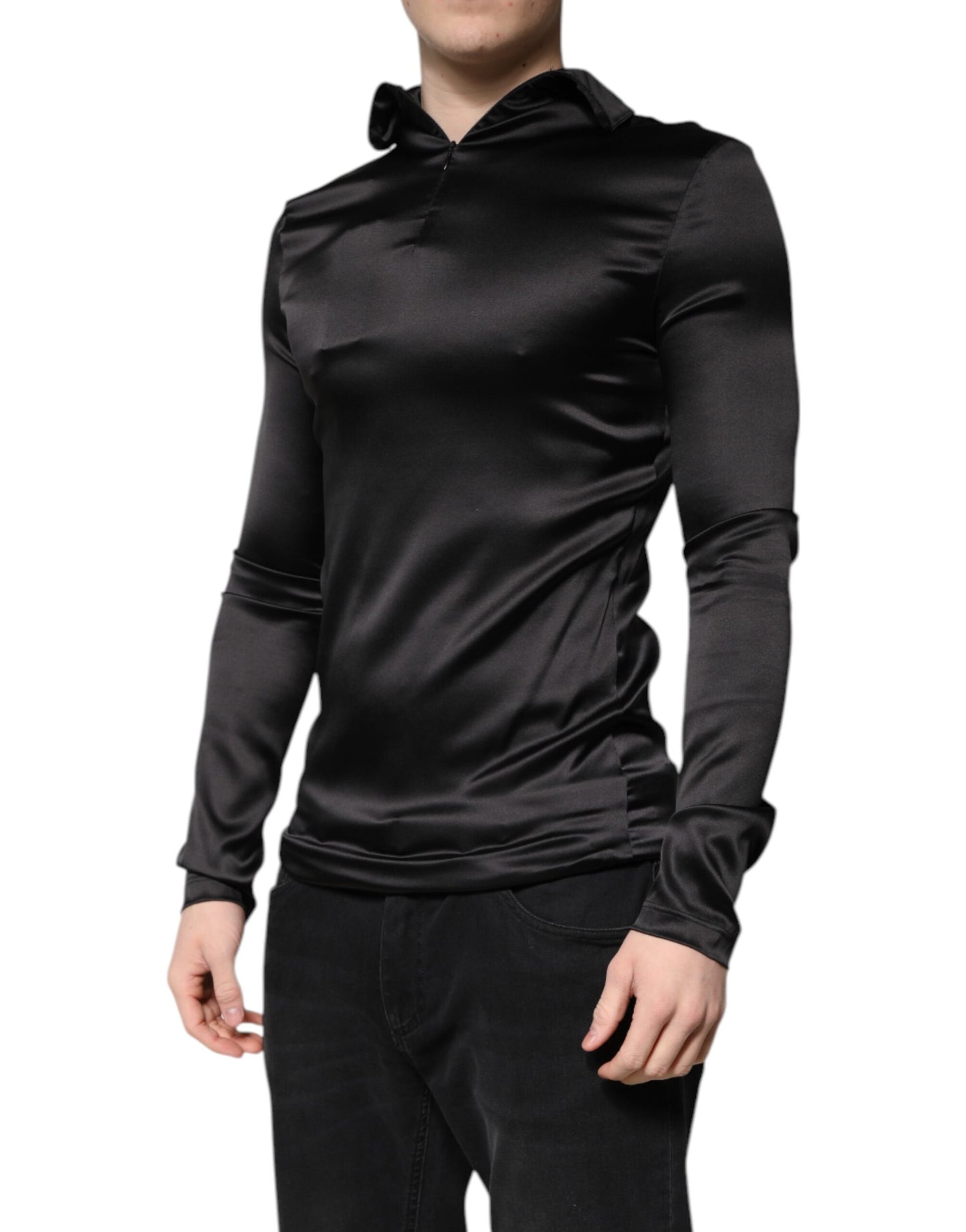 Pull col roulé en soie noire pour homme