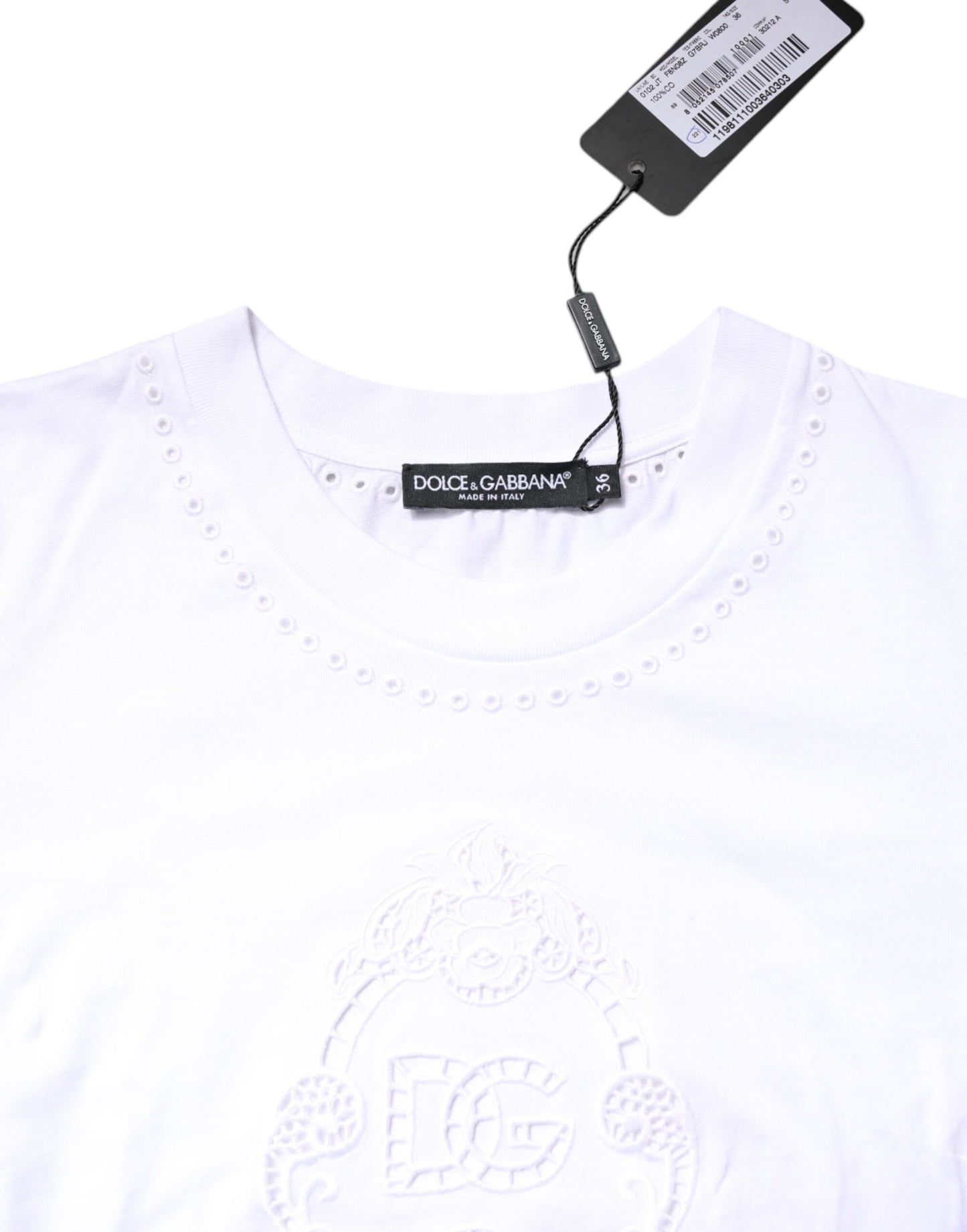 Camiseta de algodón blanca con cuello redondo y logotipo floral