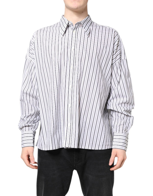 Camisa informal con botones y rayas blancas y negras