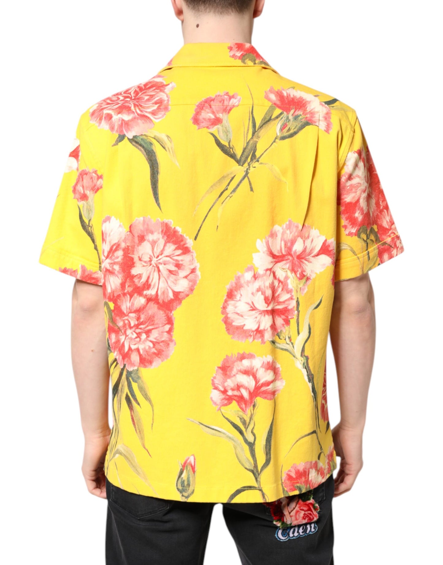 Camisa casual con botones y estampado floral amarillo para hombre